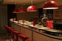 Canada Hotel Budapest - Elegancki drink bar z WiFi za darmo