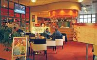 Kawiarnia w  Hotelu Konferencyjnym i Termalnym Helia Budapeszt blisko centrum miasta