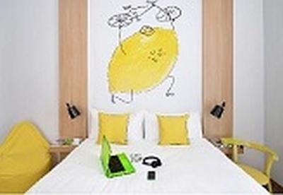 Ibis Styles Budapest City - pokój z widokiem na Dunaj i Zamek Królewski - ✔️ Ibis Styles Budapest City*** - Widok z panoramą nad Dunajem u Mostu Petőfiego